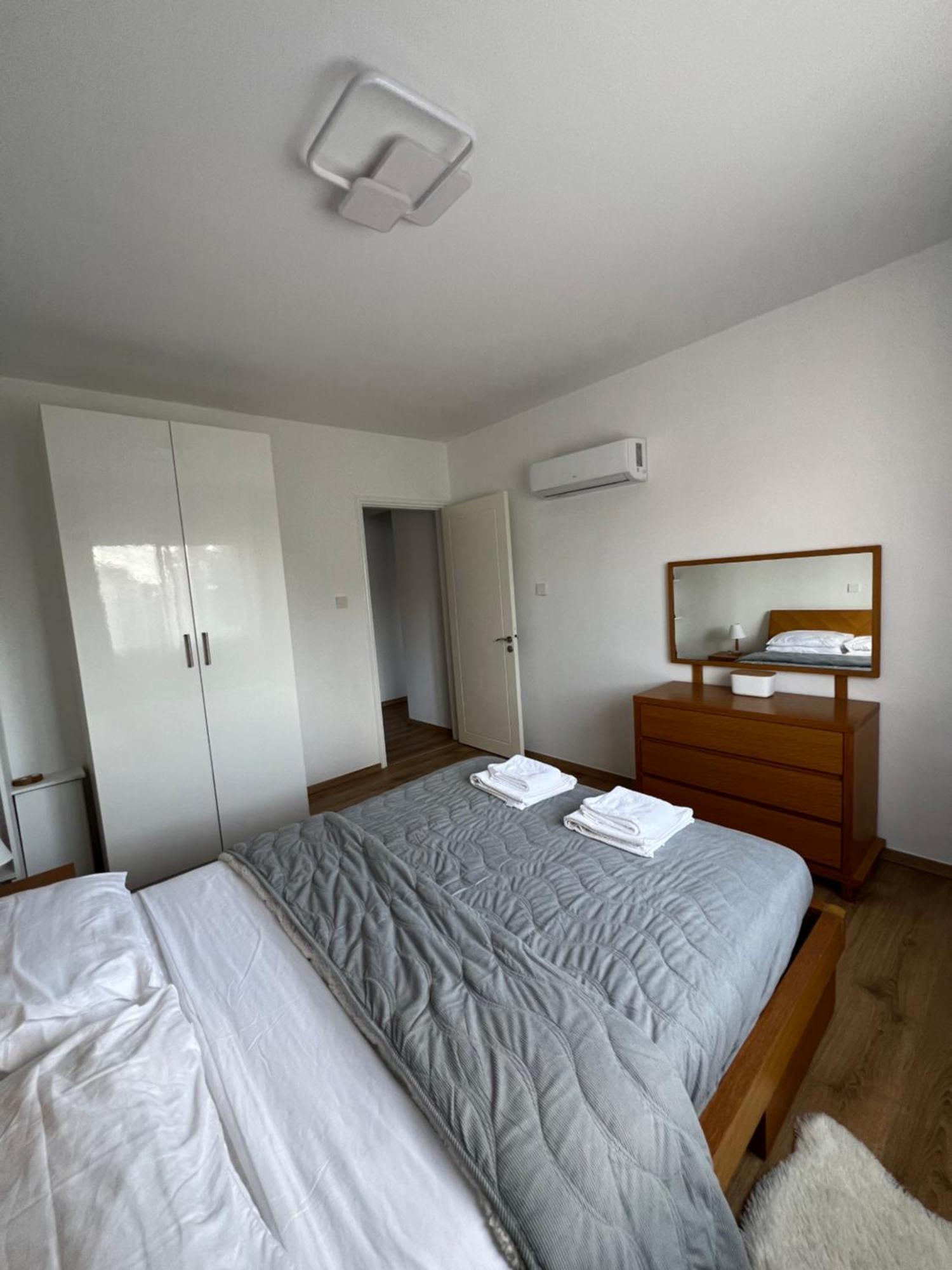 Iris Village Grand Apartment Paphos Exteriér fotografie